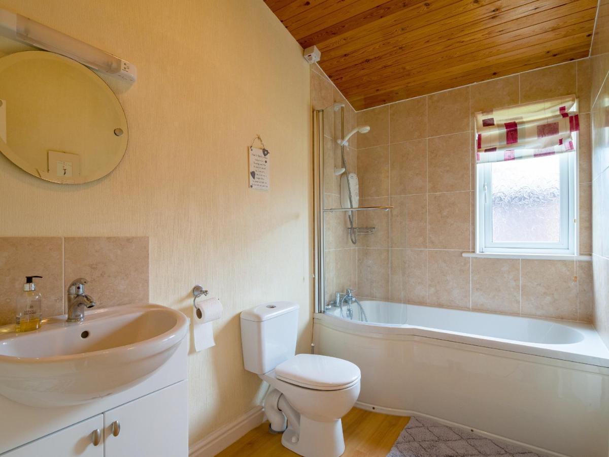 Finest Retreats - Whitsand Bay Lodge Торпойнт Екстериор снимка