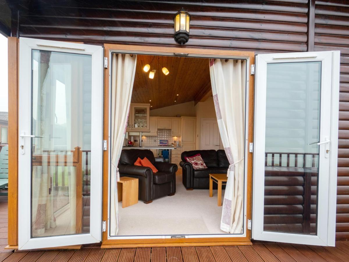 Finest Retreats - Whitsand Bay Lodge Торпойнт Екстериор снимка